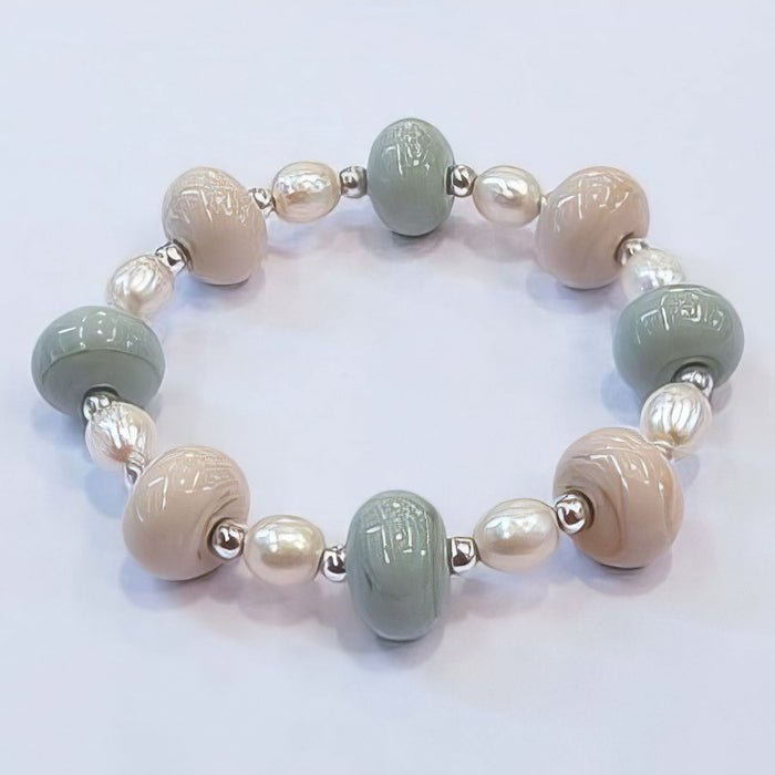Armband Soft Color Grün mit Süsswasserperlen und 925 Silber