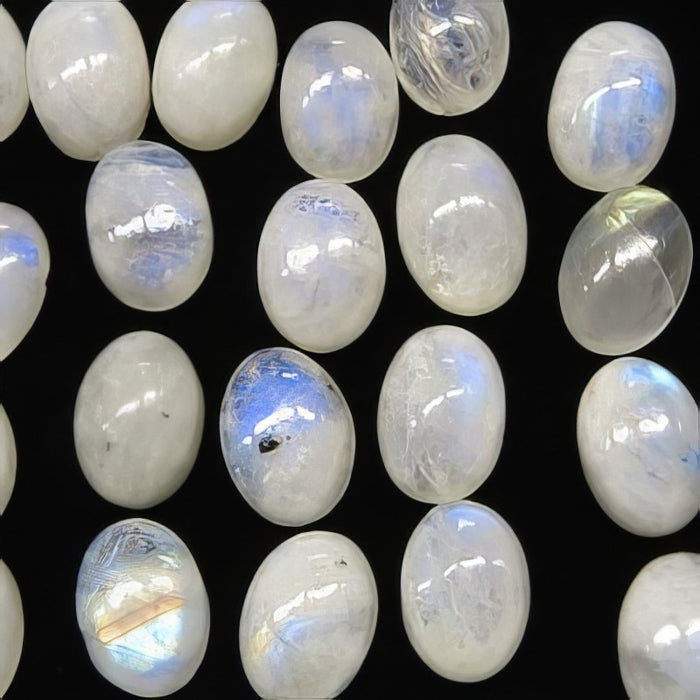 Cabochon Mondstein oval ca.13x10mm- 15x11mm 1Stk. (N)