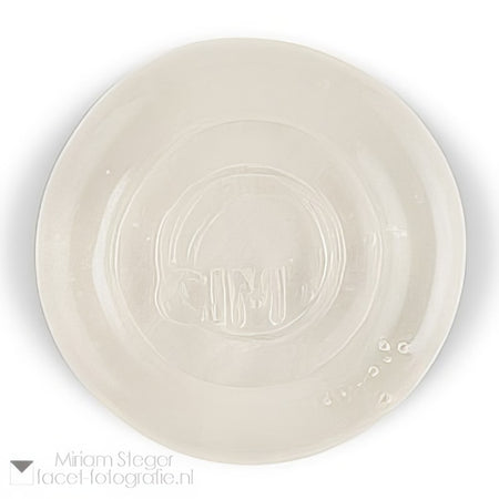 S Egg White Ltd Run 1 Stange