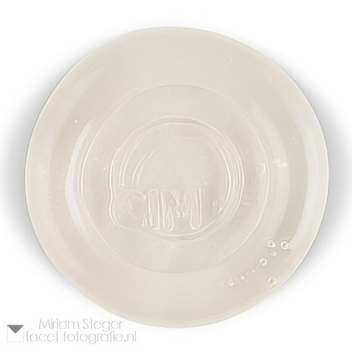 S Egg White Ltd Run 1 Stange