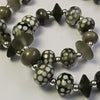 Kette Muranoglas grau Punkte weiss Silber – Bild 2