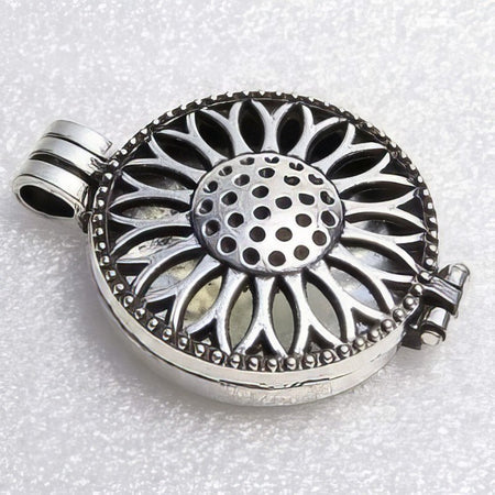 Anhänger Sonnenblume Aromath./Parfum diffuser Metall silberf. 1 Stk – Bild 2