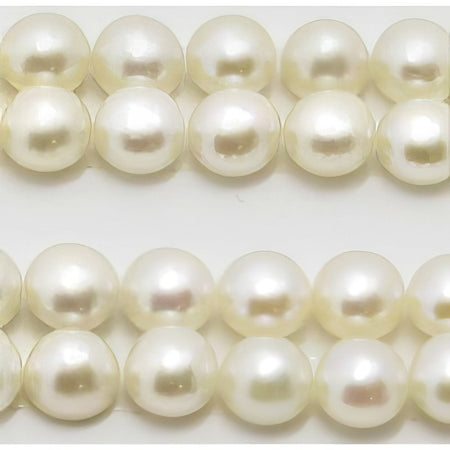 Süsswasserperlen weiss button 4.5-5mm peg 1 Paar