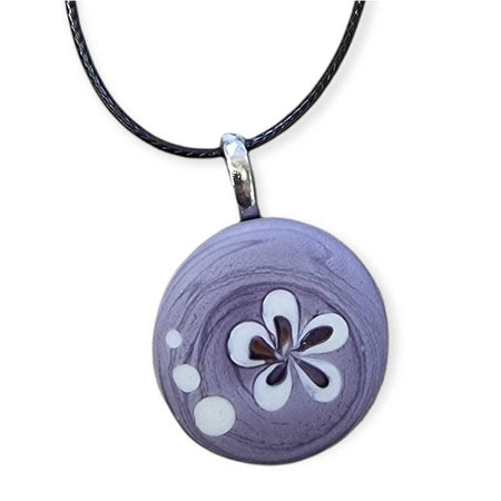 Kette mit Anhänger aus Glas lila matt 21mm handgemacht