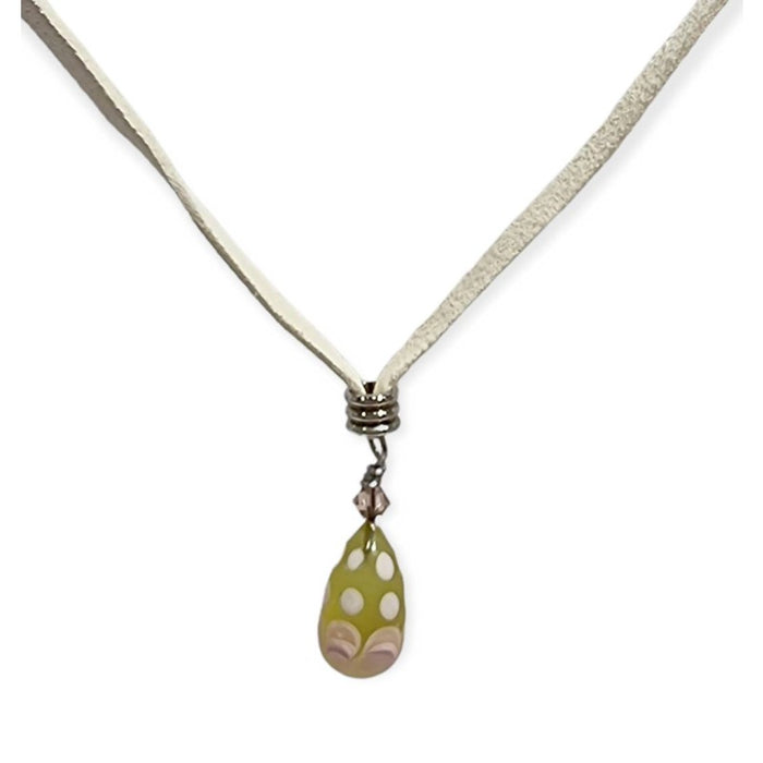 Kette mit Tropfen Grün mit rosa Punkten Murano Glas matt