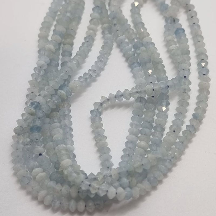 Aquamarin facettiert 3x1.5mm 1 Strang ca. 38cm