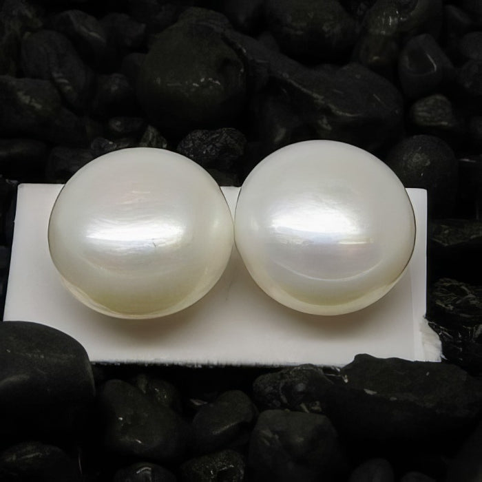 Süsswasserperlen Weiss 9-10mm Button peg 1 Paar