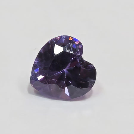 Zirkonia violett Herz  bis 650 C° Farbstabil5mm 1 Stück Diamant Schliff