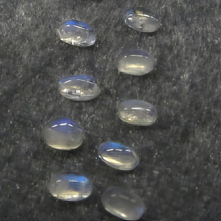 Cabochon Mondstein oval 5x3mm 1Stk.