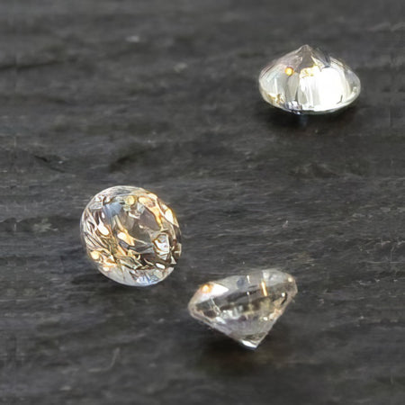 xl Zirkonia klar 2,5mm  bis 650 C° Farbstabil Diamant schliff 50 Stück