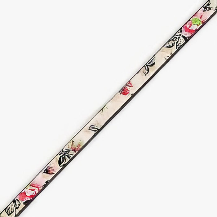 Flaches Lederimitat mit rose weiss Blumendruck. 90cm