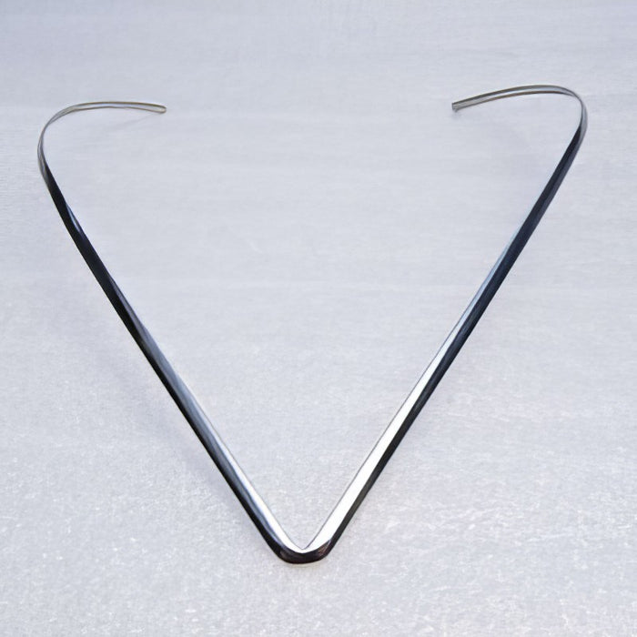 Halsreif Edelstahl spitz 3.2x1.2mm Länge  33cm