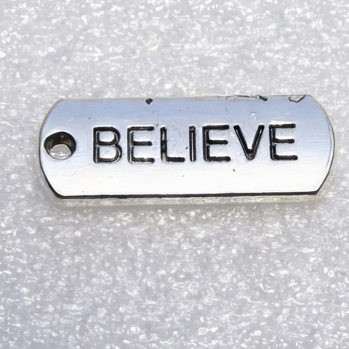 Rectangle pendant with various words 21x8mm 1 pc.