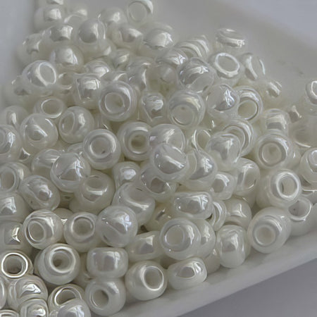 Rocaille 4.4mm #6 weiss pearl 17gr.Japan