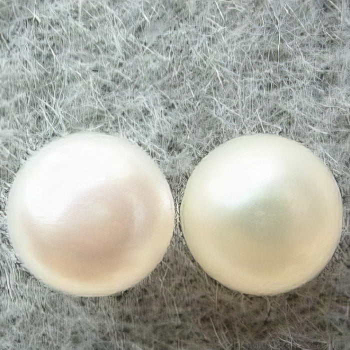 Süsswasserperlen Weiss 7-8mm Button peg 1 Paar