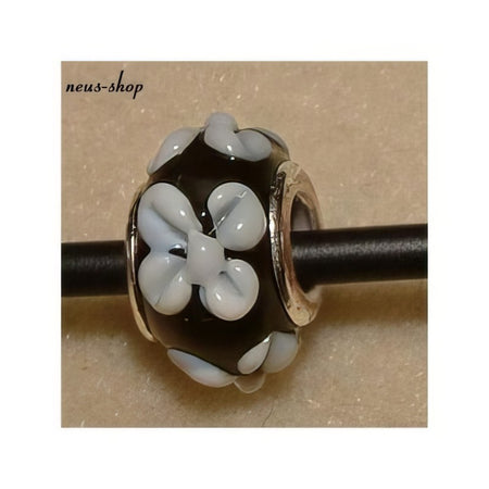 Easy style schwarz 3D Blümli weiss